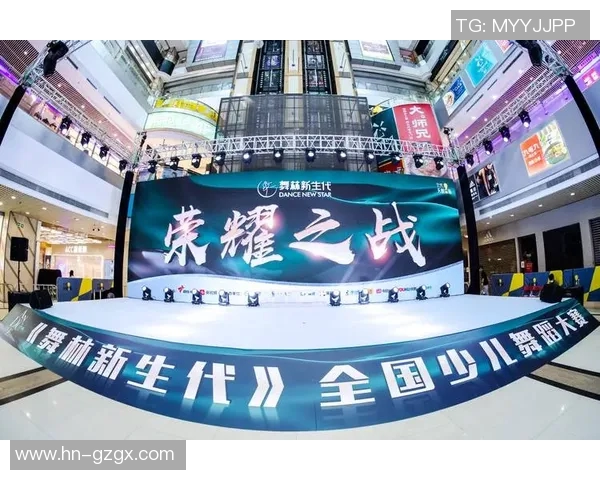 决赛之夜：各路高手集结，谁将问鼎巅峰荣耀争锋的最终胜者